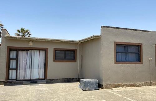 Walvis Bay Apartment | Ehekevi Self Catering