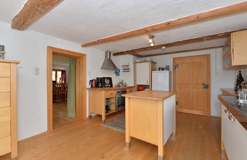 Zenting House | Ehemaliges Bauernhaus mit Garten