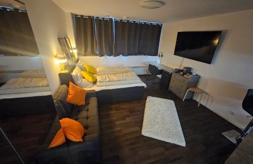 Neuehrenfeld Apartment | Ehrenfeld - Bright 32m2 Flat