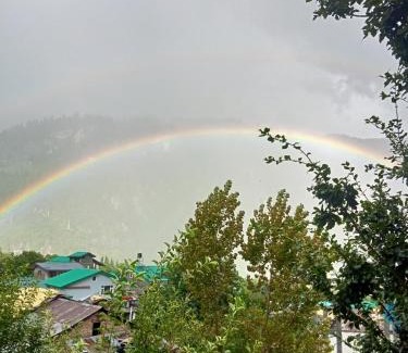 Manali House | Ehsaas - Cafe & Boutique Stay by Ostellomanali
