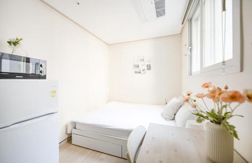 Sinchon-dong Apartment | Ehwa Blossom
