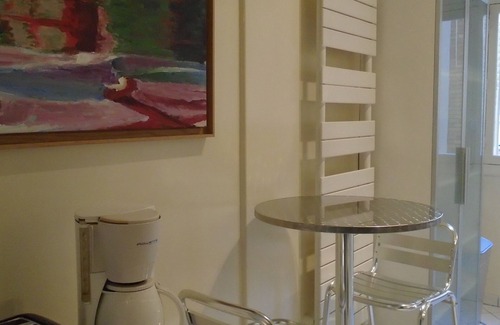 Grenelle Apartment | Eiffel Tower /Champ De Mars Elegant and Refined Apartment