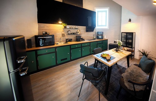 Utscheid House | Eiffel Tower Suite/Water Tower