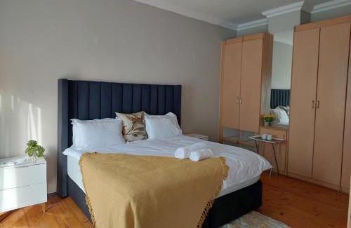 Brits Bed & Breakfast | Eight Martjie Guesthouse
