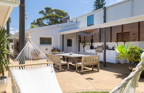 Mollymook Beach House | Eight Mitchell