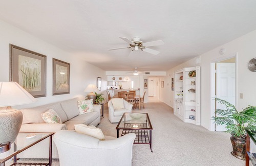 Vanderbilt Beach Condo | Eighth-story, beach-view condo with a pool, tennis, AC & washer/dryer