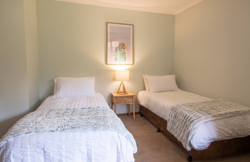 Eildon Hotel | Eildon Motel Main house