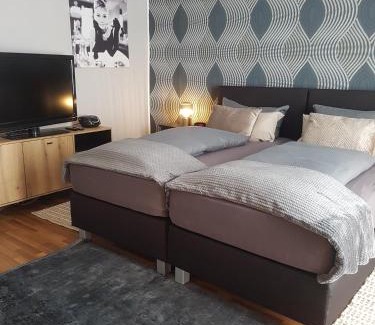 Hillerheide Apartment | Einführungspreis Gemütliche Auszeit - Designwohnung - 4 Sterne Hotelboxspringbetten - Küche - Familie - Erdgeschoss