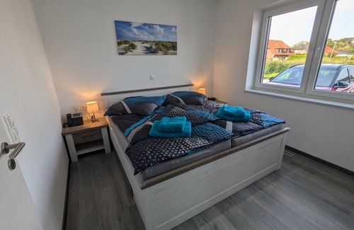 Schweiburg Apartment | Eingerichtete Neubauwohnung in Schweiburg mit Nähe zum Jaderpark und Nordsee
