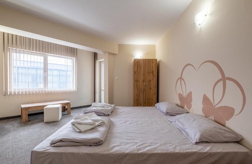 Studentski Grad Apartment | Einstein rooms