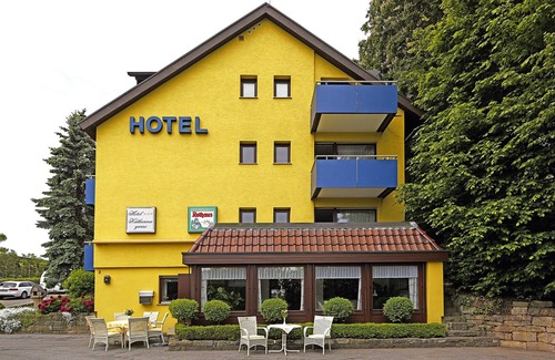 Tuebingen Apartment | Einzelzimmer mit Bad und WC