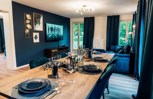 Steinbach Apartment | Einzigartiges Wohnen mit direktem Zugang zum Bürgerpark