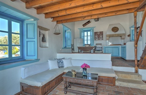 Sapsila Villa | Eirini's Luxury Hotel Villas