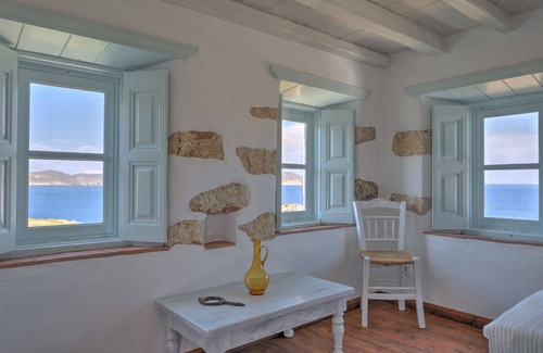 Sapsila Villa | Eirini's Luxury Hotel Villas