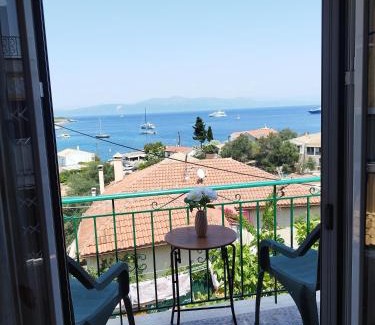 Gaios House | EIRINI's SEA VIEW HOUSE