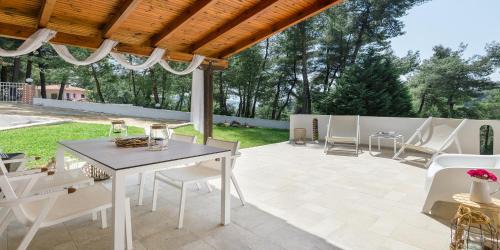 Kassandra Villa | Ekatis Houses in Sani by Halkidiki Villas