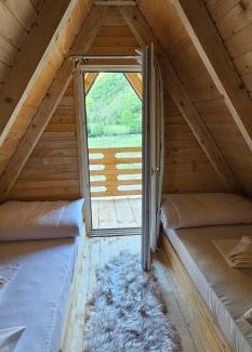 Vusanje Ski Chalet | Eko katun Jezerca