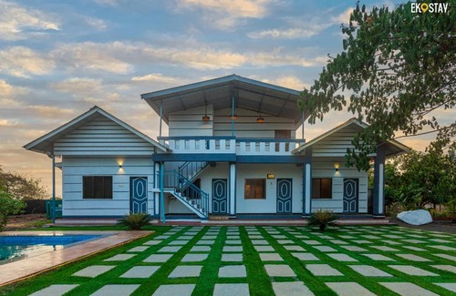 Chondhi Villa | EKO STAY- LAKEFRONT Villa