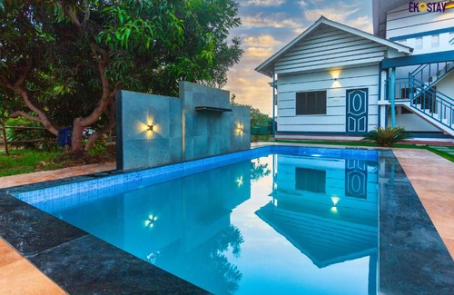 Chondhi Villa | EKO STAY- LAKEFRONT Villa