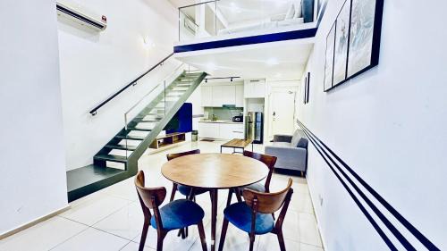 Taman Mutiara Apartment | EkoCheras Suites, Kuala Lumpur 1-4 Pax
