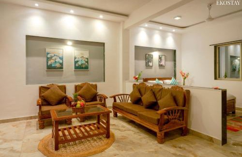 Chondhi Villa | EKOSTAY - Casa Royale Villa