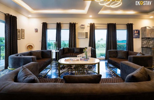Noida Villa | EKOSTAY - Platina Villa