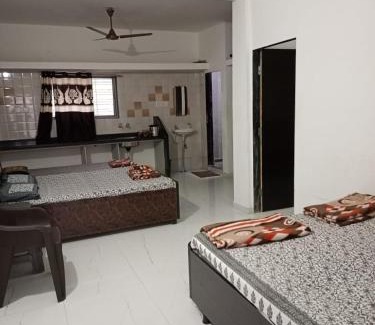 Rajpipla House | Ekta Homestay