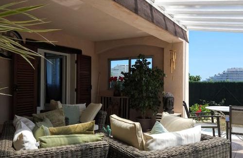 Villeneuve-Loubet Apartment | Elégant-Cosy 2P55M2 dans bas de villa provençale !