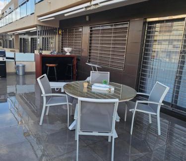 Pueblo Latino Apartment | El ancla de playa elisa