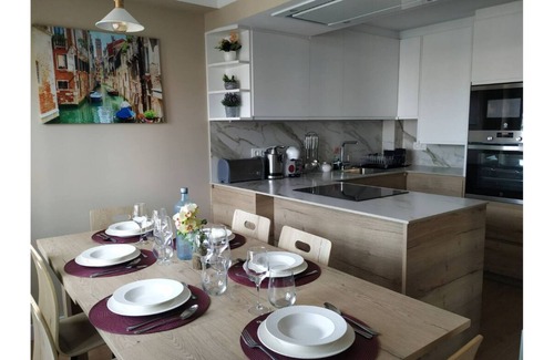 Gijon City Centre Apartment | EL CAPRICHO-LUXURY CENTER+PARKING