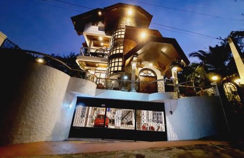 Angono Bed & Breakfast | El Castillo Bed and Breakfast