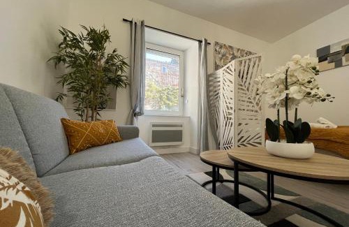 Tournon-sur-Rhone Apartment | El Castillo - Tournon-sur-Rhône