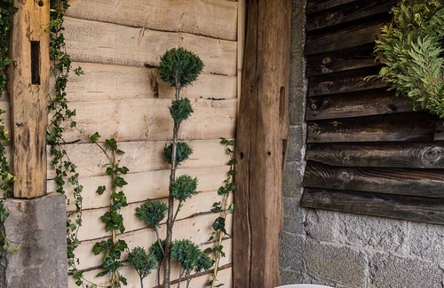 Erezee Cottage | El Clandestino - Boutique Cottage for Couples (Sauna + Jacuzzi)