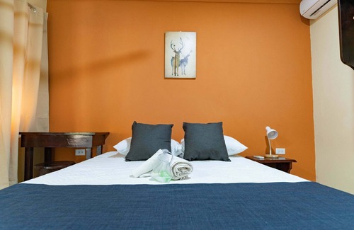 Canas Dulces Bed & Breakfast | El Cocobolo Food&rest Room 6 B&B Wifi A/C Pkg Gratis