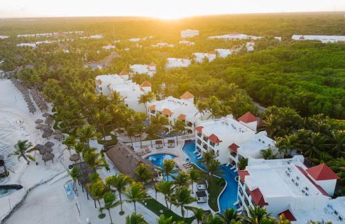 Villa Juarez Resort | El Dorado Royale, Catamarán, Cenote, All & More Inclusive Adults Only