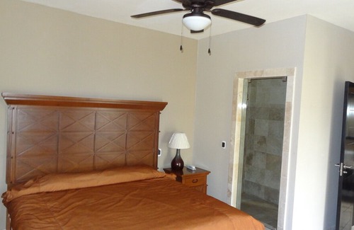 Downtown Apartment | El faro, 406 Surf, beach front, 5*