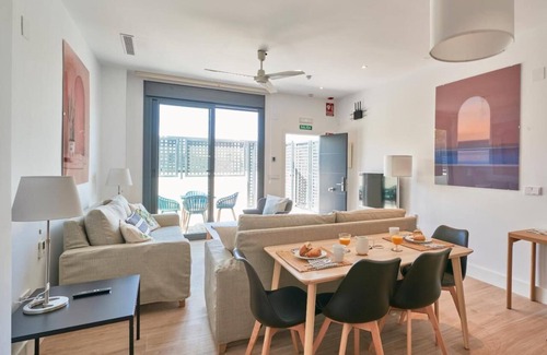 Palmones Apartment | El Limonar 4: Great apartment with terrace