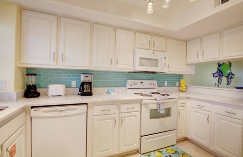 Fort Walton Beach Condo | El Matador 126 - FREE TICKETS! Your stay includes free tickets to many area attractions!