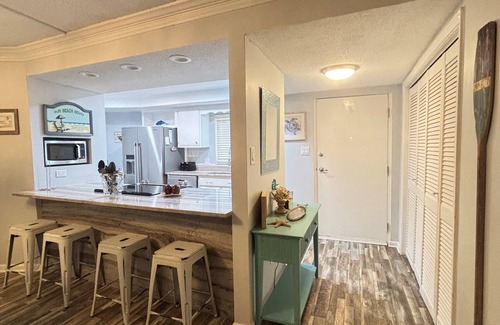 Fort Walton Beach Condo | El Matador 155 by Alicia Hollis Rentals Open MDay FREE TICKETS! $300/Day
