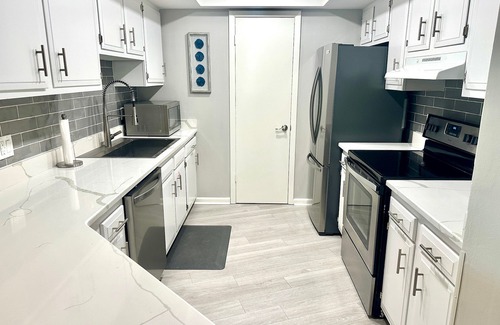 Fort Walton Beach - Destin Condo | El Matador 344 - FREE TICKETS! Your stay includes free tickets to many area attractions!