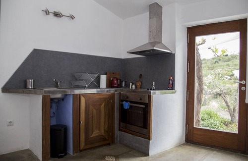 Torrox Cottage | El Morusco, huge views, perfect mountain walks, beaches & exploring Andalusia
