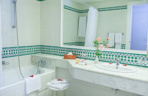 Hammam Bourguiba Hotel | El Mouradi Hammam Bourguiba