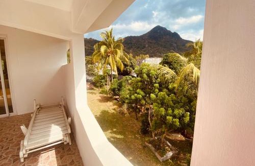 La Gaulette Apartment | El Paraiso