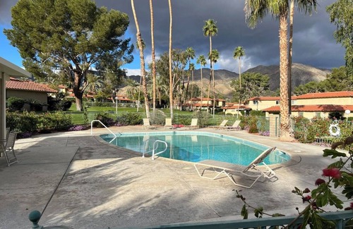 Palm Desert House | El Paseo, DeepCanyonTennisClub,12 tennis courts12 swimming pools 4 hot tub/spas