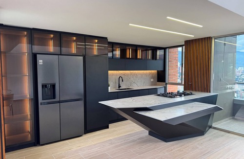 Buenos Aires Apartment | El Poblado Luxury 2 story Penthouse 4BR amazing, spacious with Breathtaking View