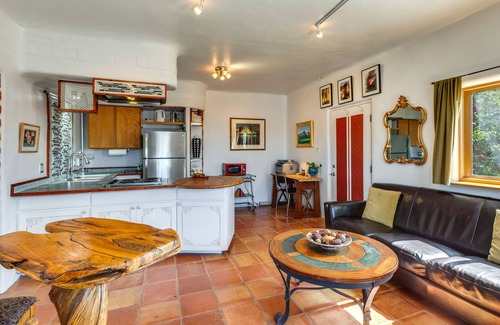 El Prado Condo | El Prado Couple's Escape w/Hot Tub!