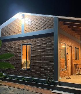 Santa Cruz House | El Refugio