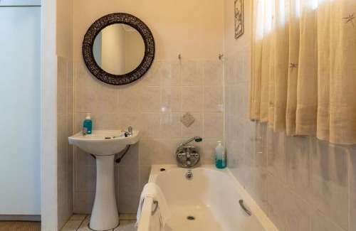 Hilton Bed & Breakfast | El Sali Guest House