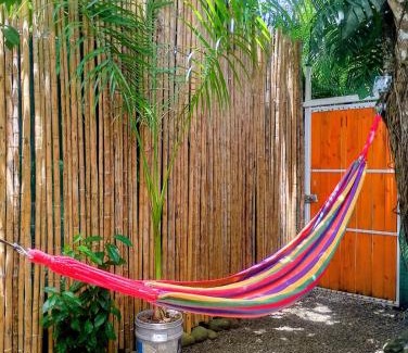 Cocles Apartment | El Tucán Feliz I La Casita Caribeña