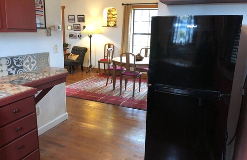 Alpine House | El Viejo Adobe - Across from Sul Ross campus!